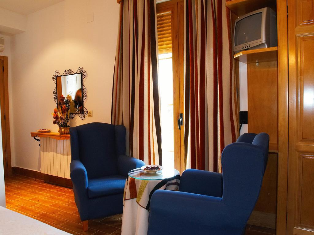 Hostal Casa Pedro Gontar Esterno foto